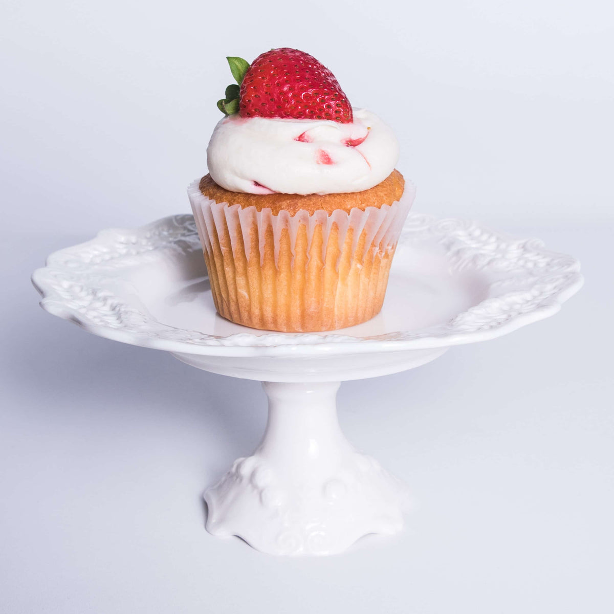 Strawberries and Cream – CamiCakes cupcakes